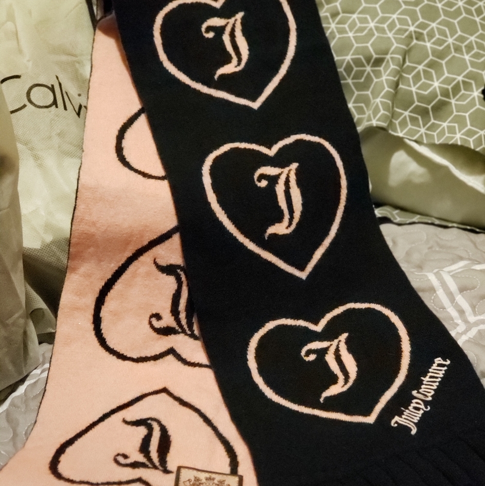 Scarf - Picture 2 of 2